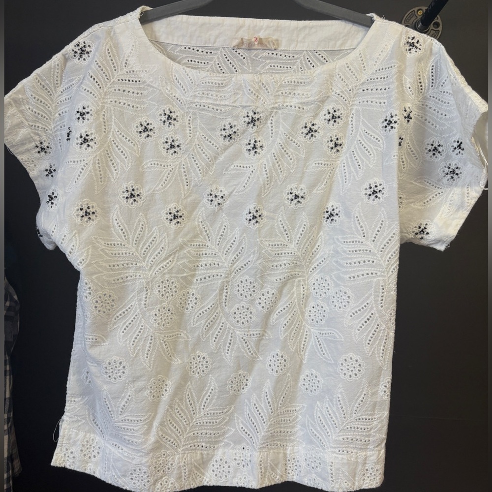 Solitaire White Floral Eyelet Beaded Blouse
